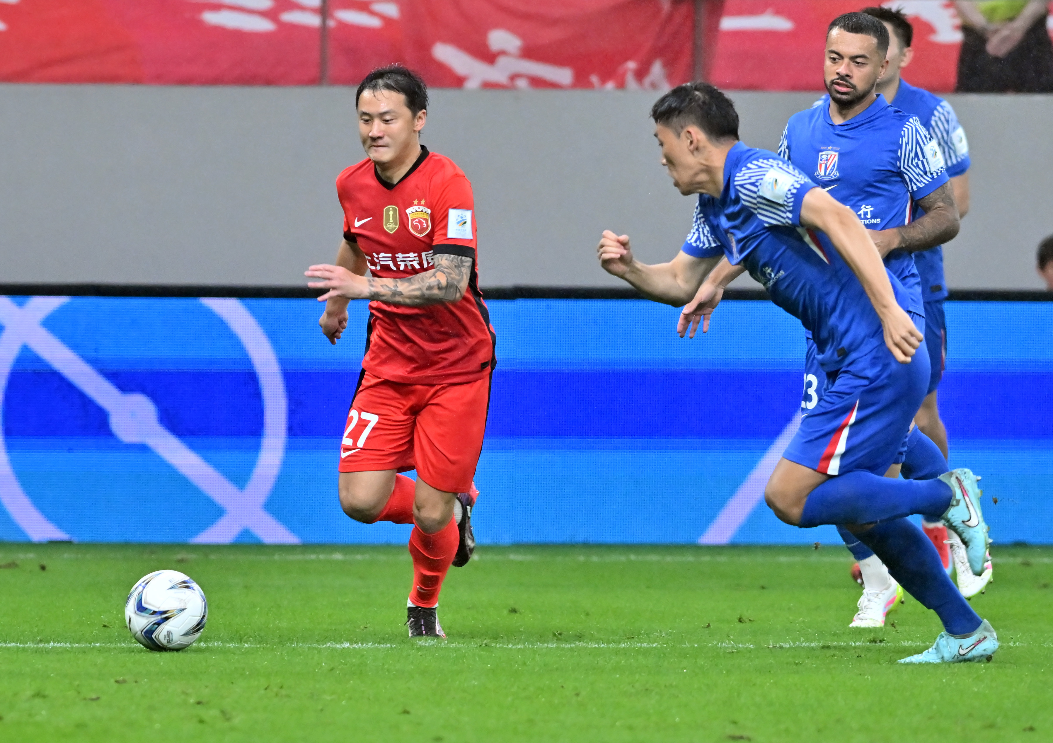 关于转折点！上海申花防线松动，德甲集结日攻防权衡，话题不断，球队文化再被提及的信息-南宫网址