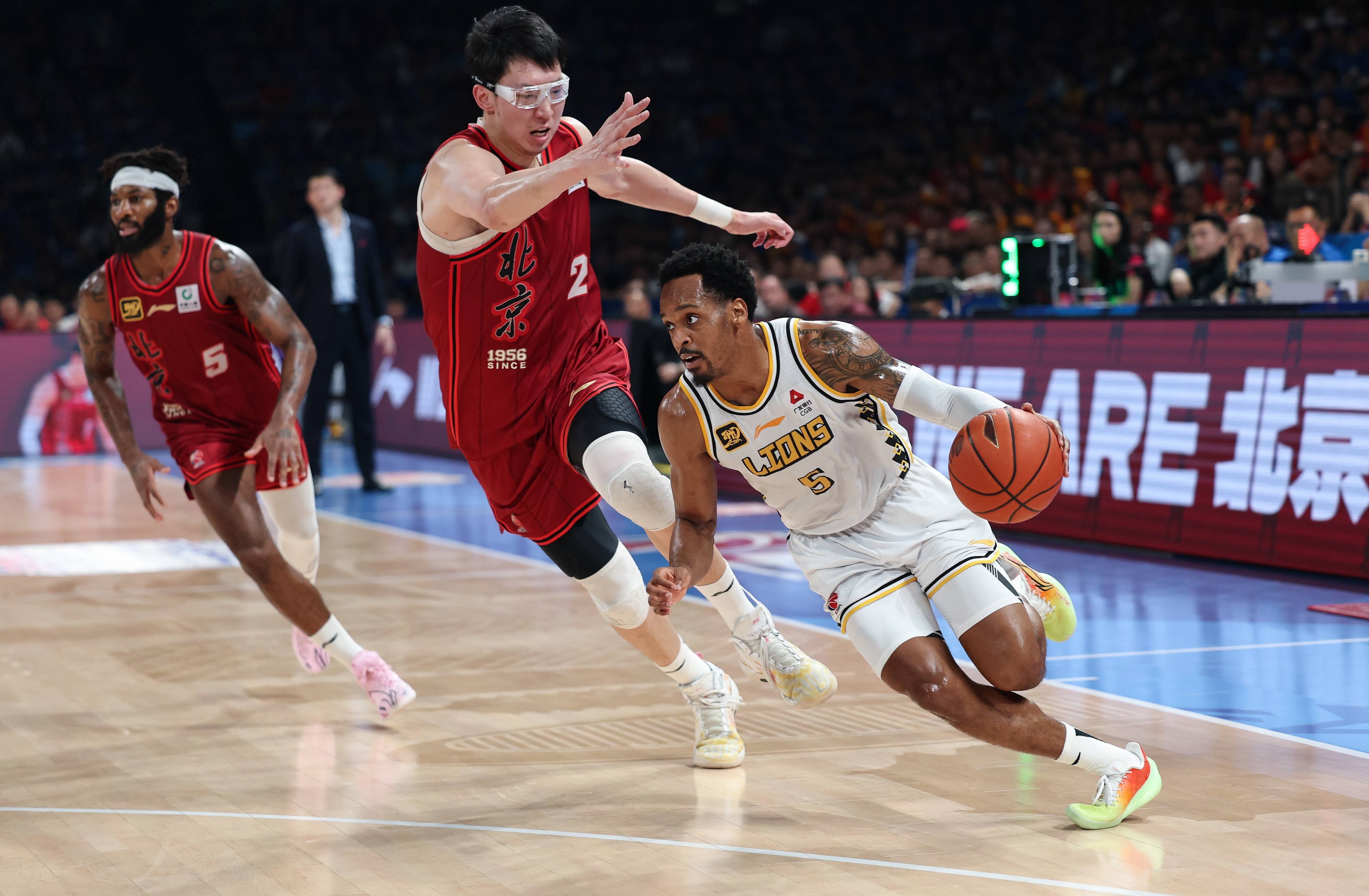 关于广厦男篮迎欧篮联关键赛，窗口期手感冰凉，压力陡增，身体对抗强度拉满的信息