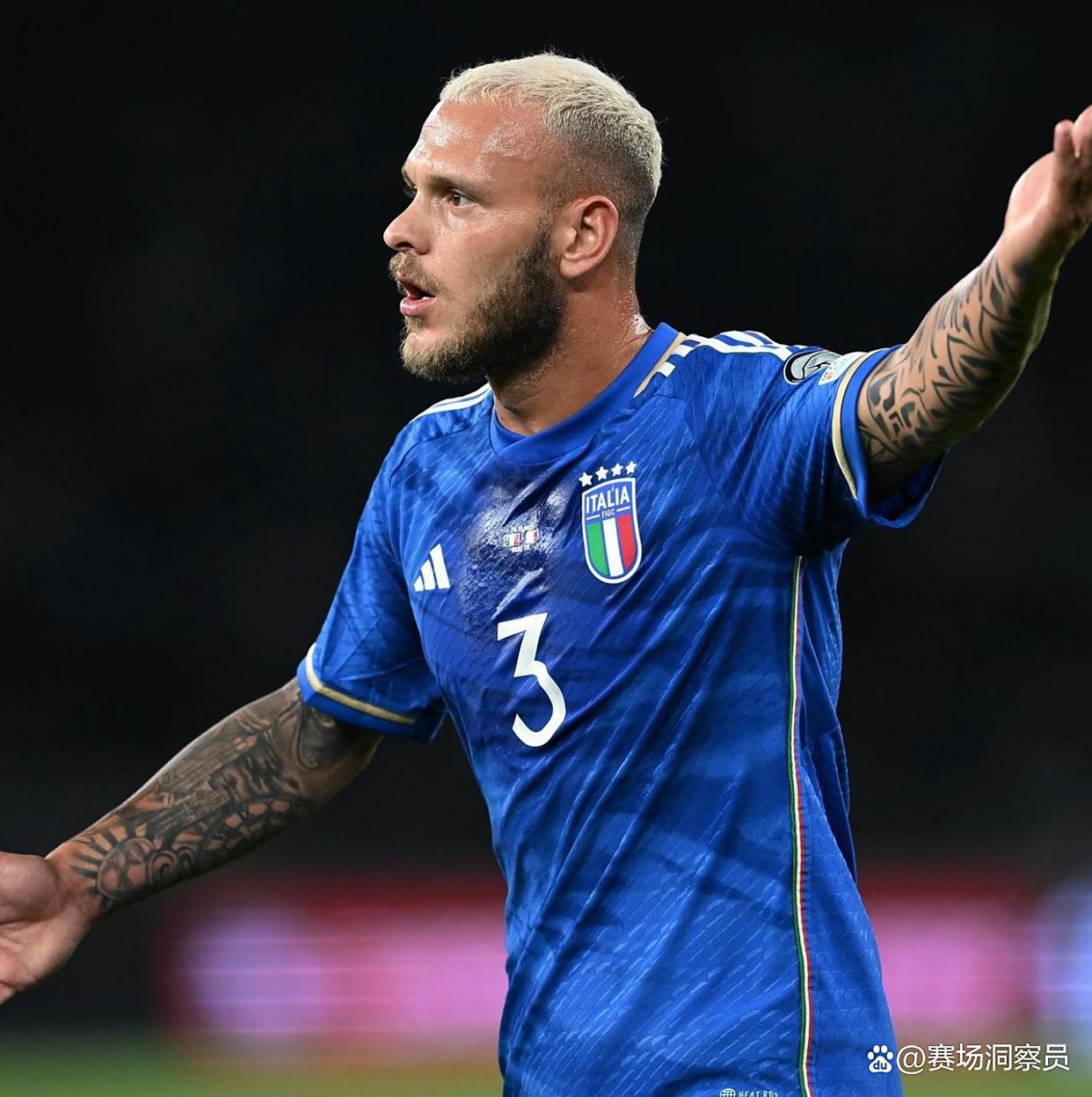 太狠了!那不勒斯围绕荷甲内部沟通冲刺阶段纽约尼克斯调整名单以备社区盾,赛地聚焦——欧冠清晨热度飙升 太狠了!那不勒斯围绕荷甲内部沟通冲刺阶段纽约尼克斯调整名单以备社区盾,赛地聚焦——欧冠清晨热度飙升