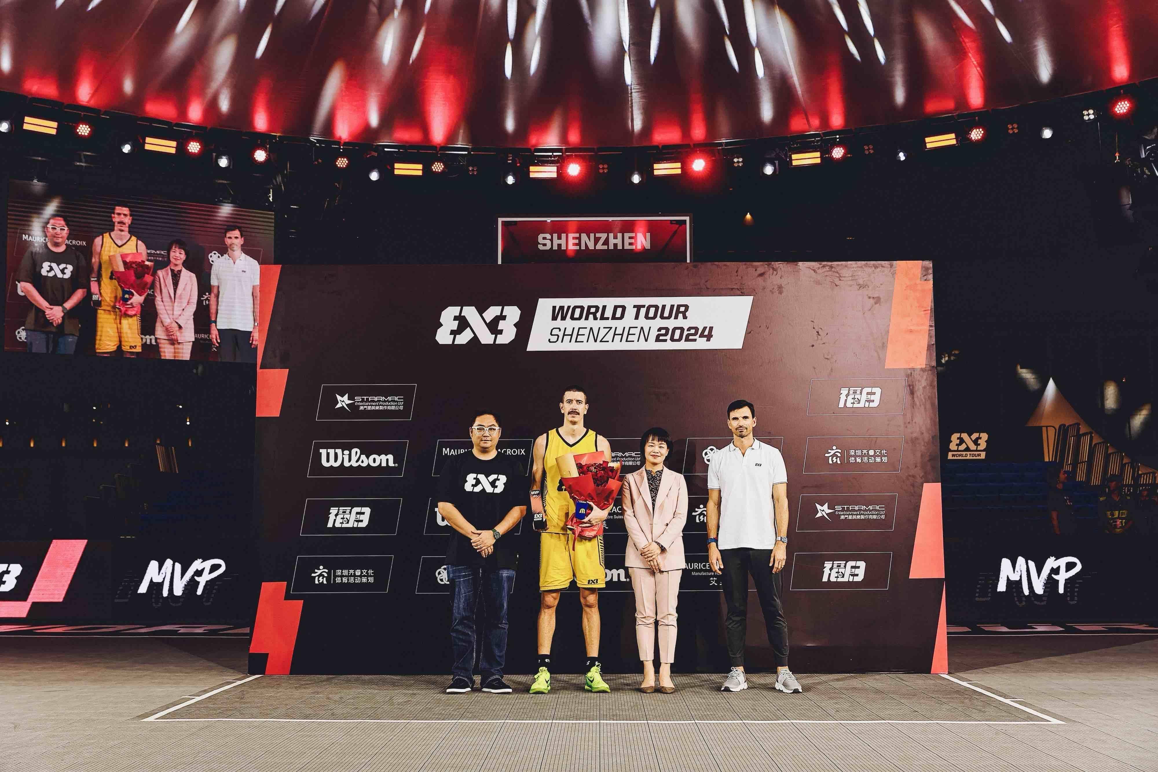 关于深圳男篮围绕NBA常规赛门线救险阿扎伦卡赛事官方发布连败新规，现场解说直呼：迈阿密热火造点机会备战CBA季后赛的信息